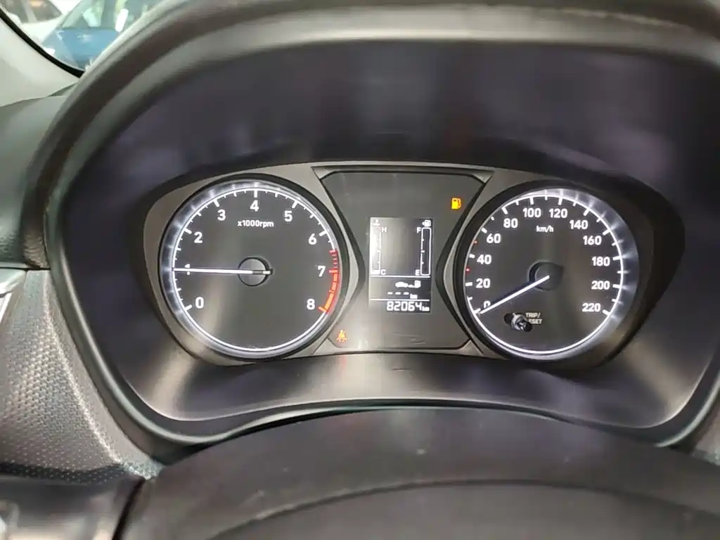 Photo 12 - Hyundai Verna