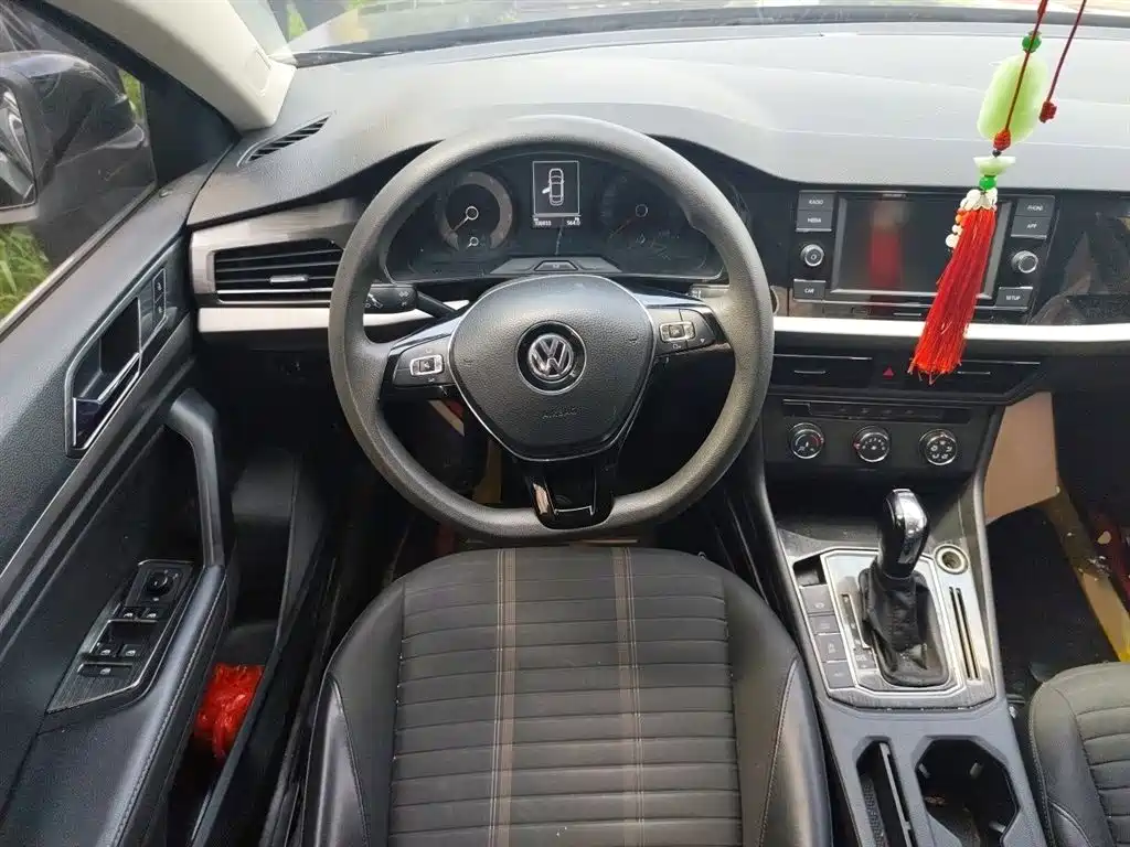 Volkswagen Lavida 2018 280TSI DSG Comfort Edition China V фото 3