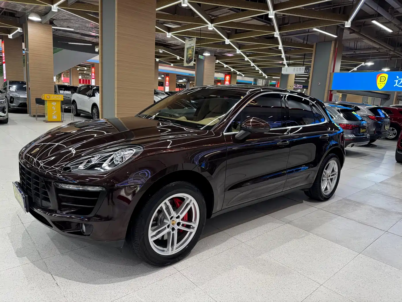 Porsche Macan 2016 Macan S 3.0T фото 4