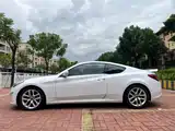 Фото 7 - Hyundai Genesis Coupe