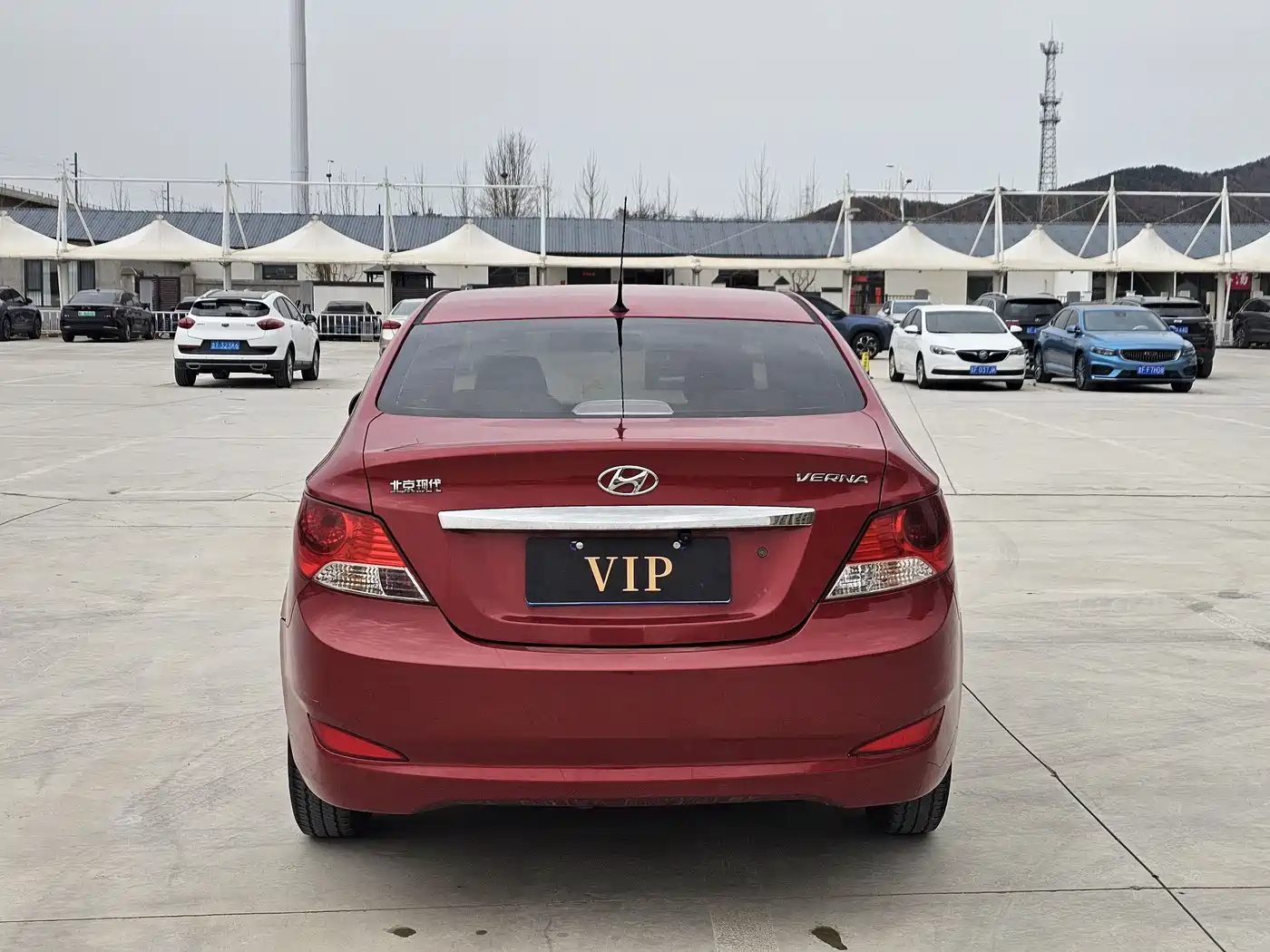 Hyundai Verna 2013 Sedan 1.4L Automatic Standard GL фото 5