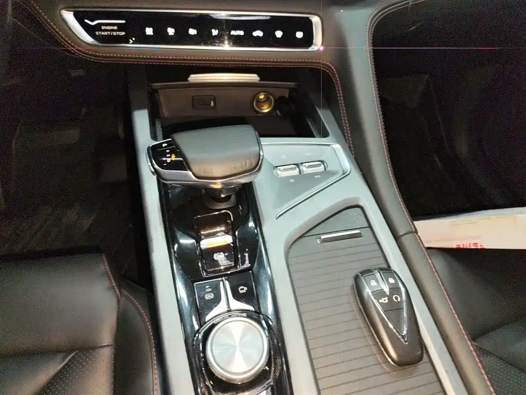 Фото 10 - Changan CS75 PLUS