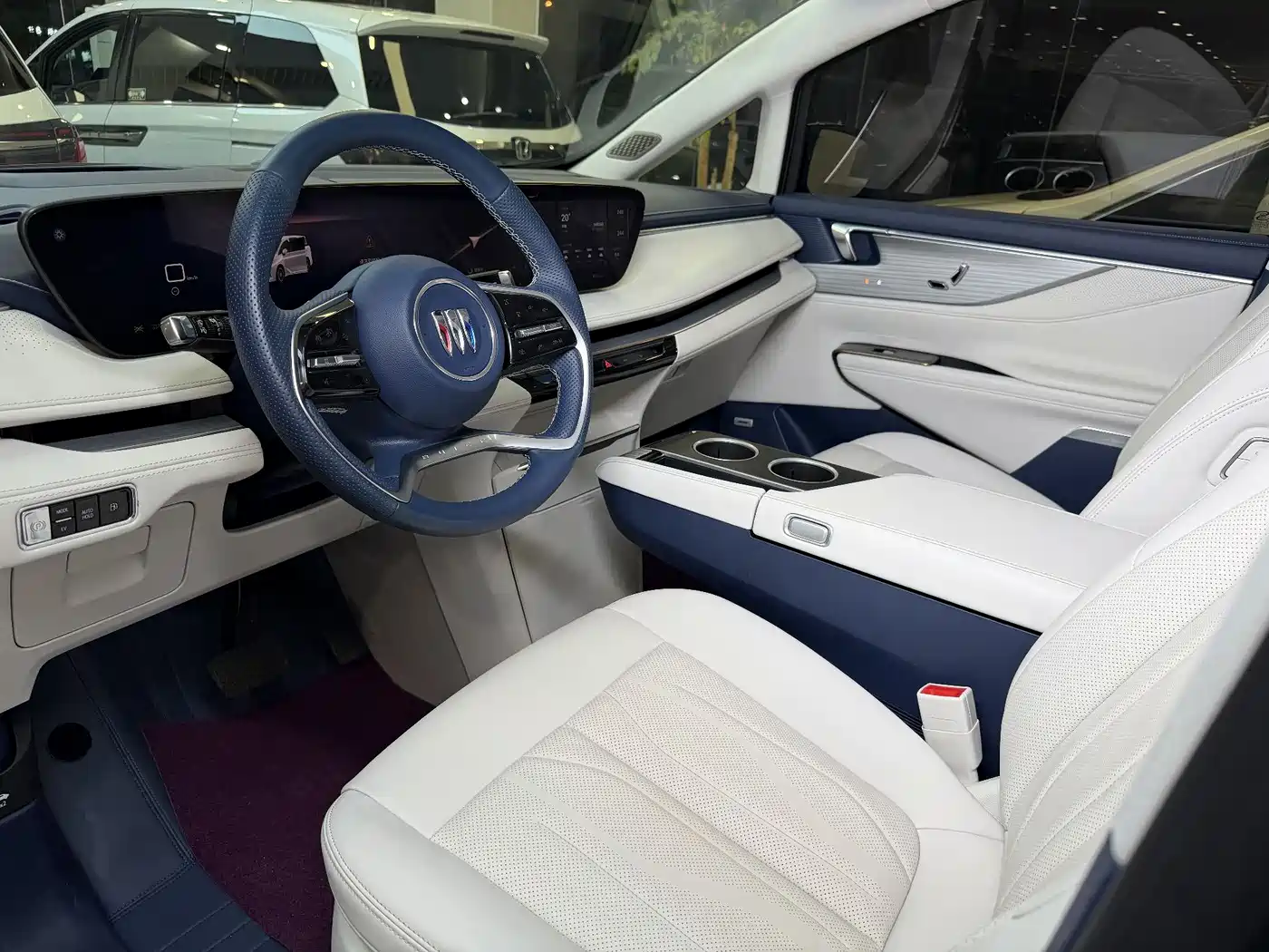 Buick GL8 New Energy 2024 Land Honor Luxury Edition 6-Seater фото 8