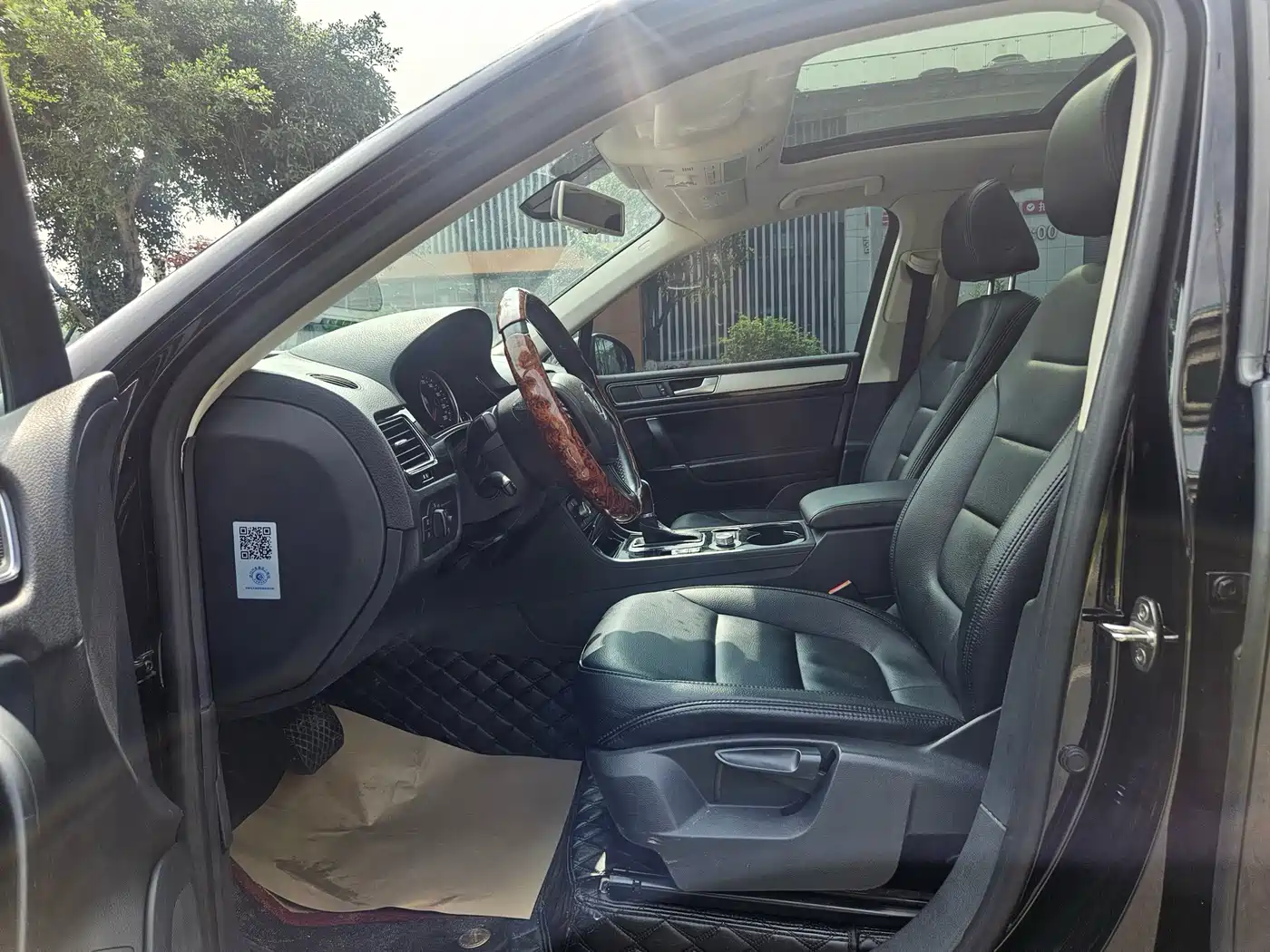 Volkswagen Touareg 2017 3.0TSI Explorer Edition фото 10