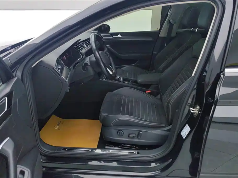 Volkswagen Magotan 2020 380TSI DSG Luxury фото 9