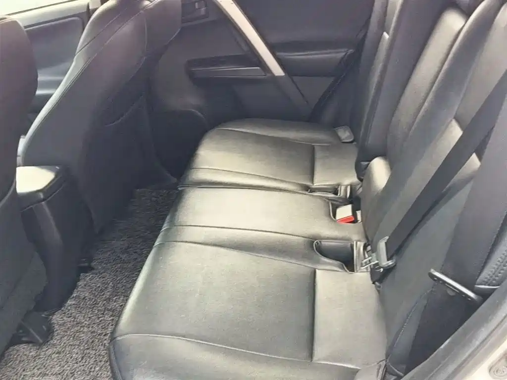 Toyota RAV4 Rongfang 2019 2.0L CVT 2WD Pioneer Edition China VI фото 17