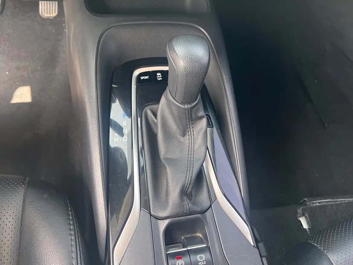 Toyota Corolla 2021 TNGA 1.5L CVT Elite Edition фото 14