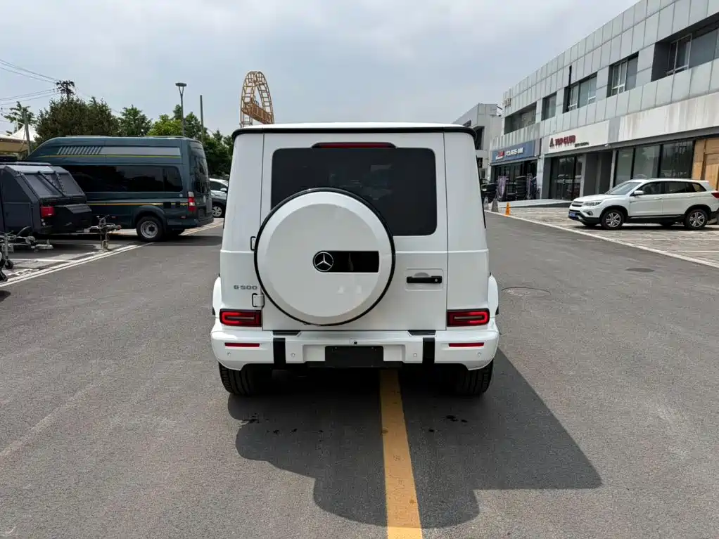 Фото 7 - Mercedes-Benz G-Class