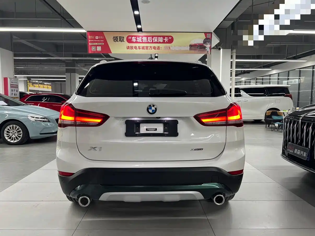 BMW X1 2022 xDrive25Li Premium фото 5