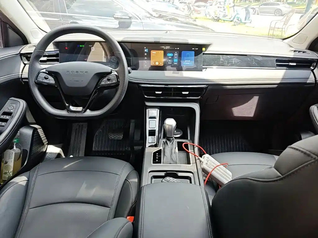 Roewe i5 2026 2026 1.5L CVT Luxury