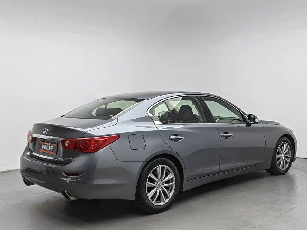 Infiniti Q50 2017 2014 3.7L Comfort Edition