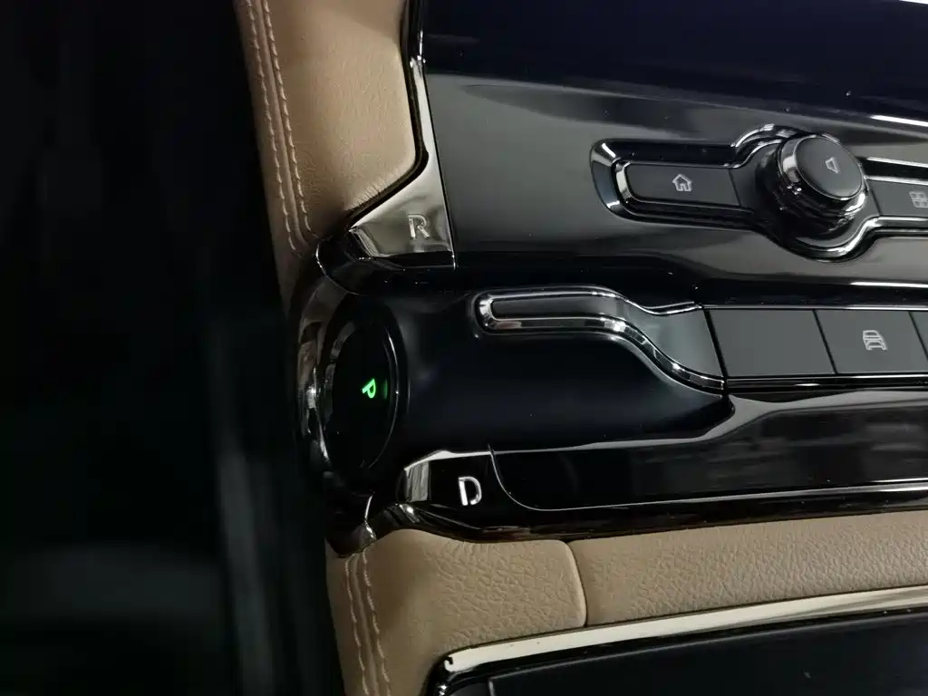 NIO ES8 2021 2020 415KM 6-Seater