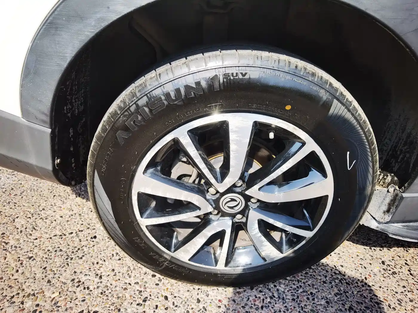 Dongfeng Fengguang Fengguang 580 2018 2017 1.5T CVT Comfort Version