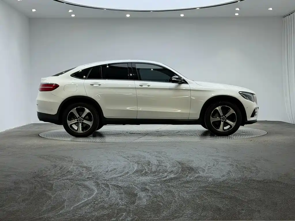 Mercedes-Benz GLC Coupe 2018 2018 GLC 200 4MATIC Coupe SUV