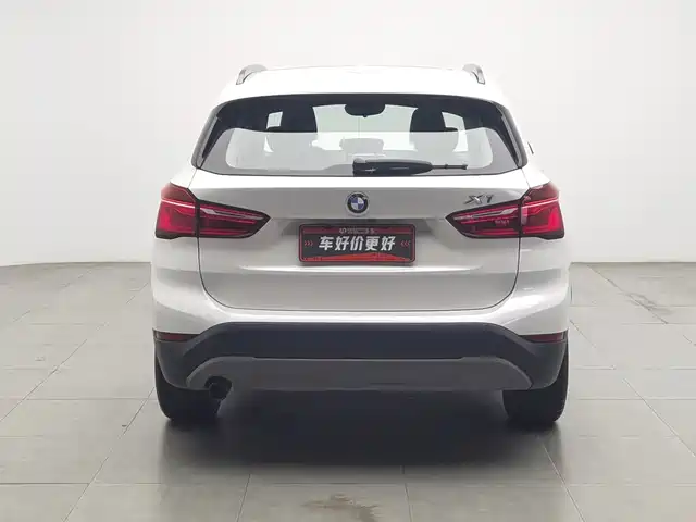 BMW X1 2016 sDrive18Li Premium Model — фото 4
