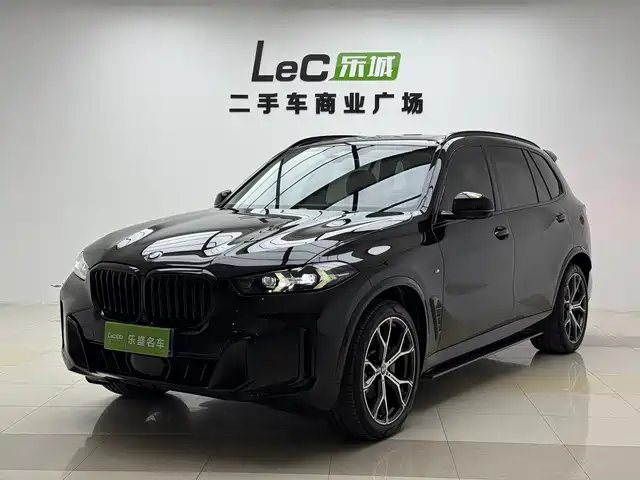 BMW X5 xDrive 30Li, Престиж, M Чёрный спорт-пакет