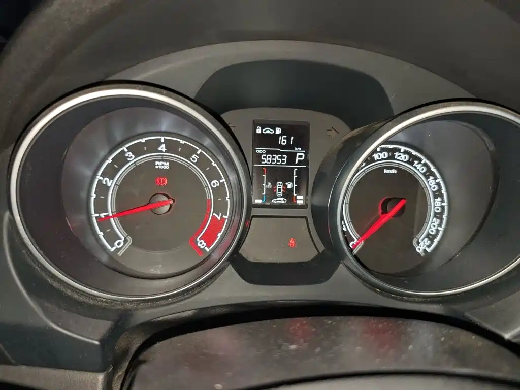 MG GT 2018 2016 Model 1.5L Automatic Premium Luxury Edition