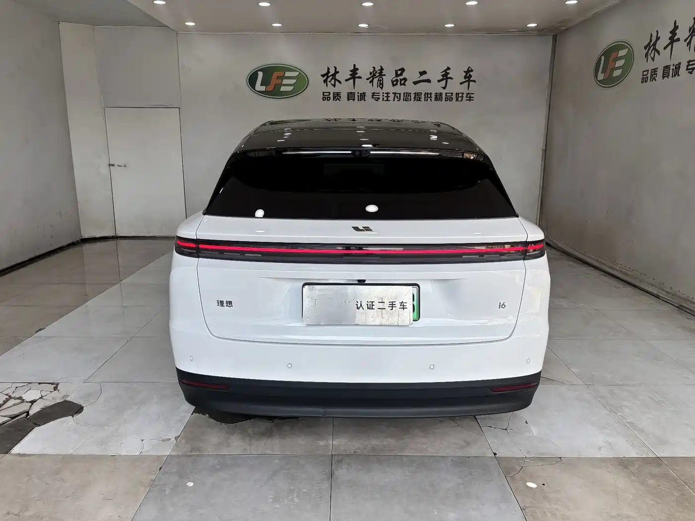 Li Auto i6 2025 2025 2WD Base Model