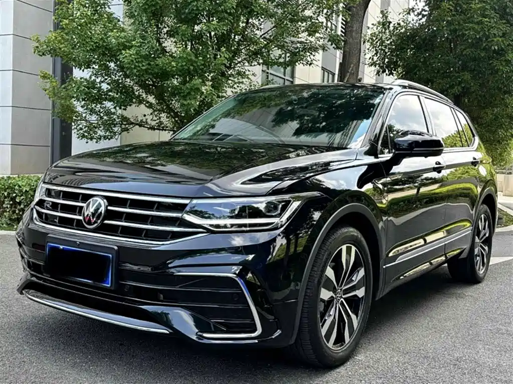 Volkswagen Tiguan L 2025 330TSI Automatic 2WD R-Line Dragon Glory Edition фото 3