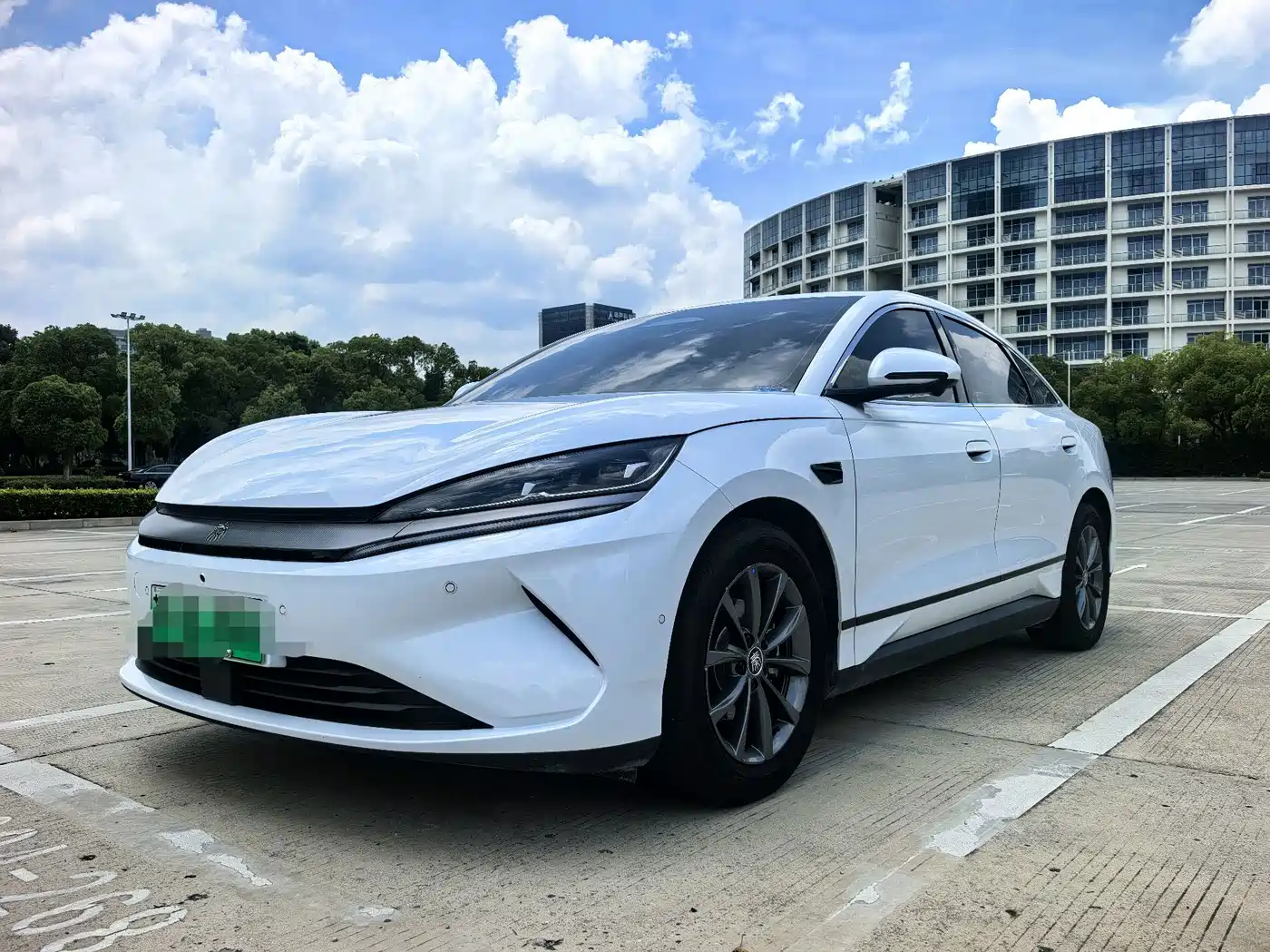 BYD Qin L 2025 2025 EV 470KM Leading Edition