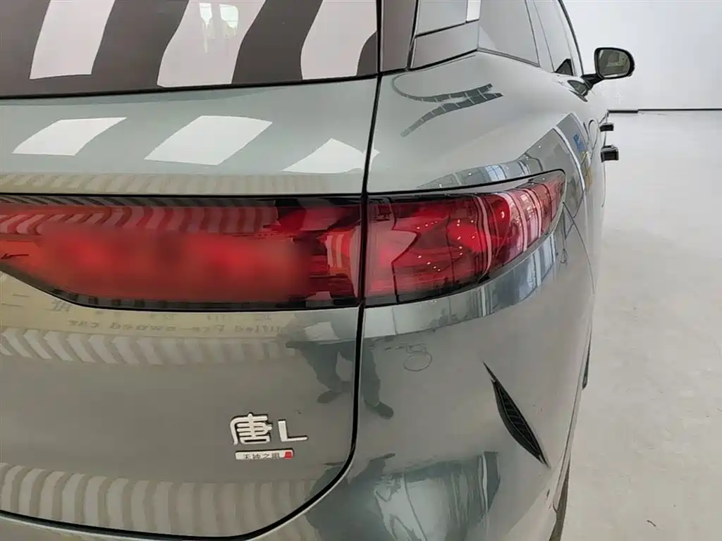 BYD Tang L 2025 DM 175KM Drone Player Edition фото 8