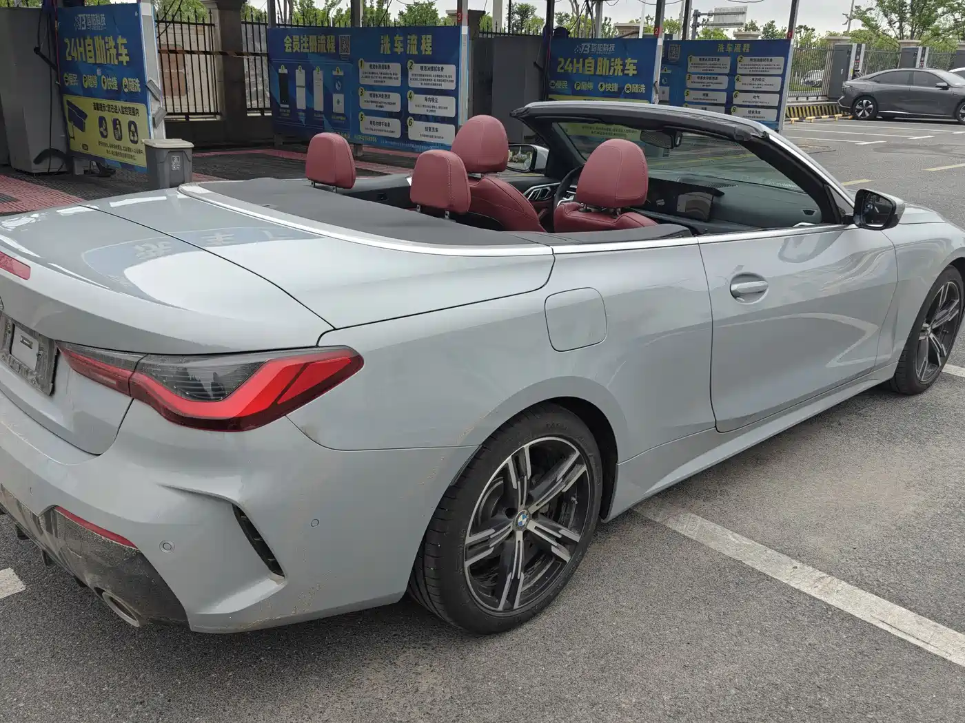 BMW 4 Series 2024 425i Convertible M Sport Package фото 6