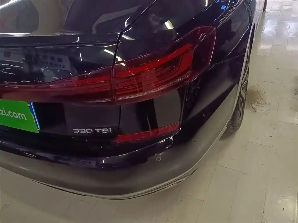 Volkswagen Passat 2022 330TSI Starlight Elite Edition фото 24