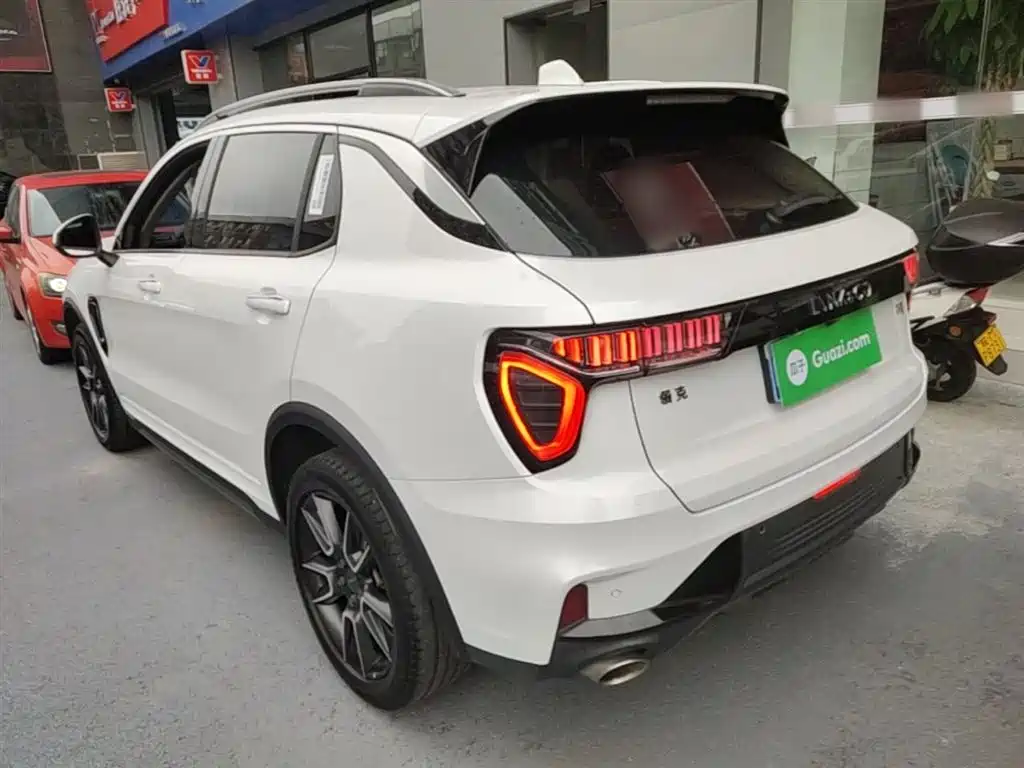 Lynk & Co 01 2021 2.0TD 2WD Pro фото 5