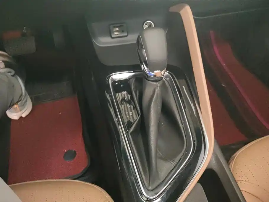 Buick GL6 2021 323T Mild Hybrid Connected Luxury фото 16