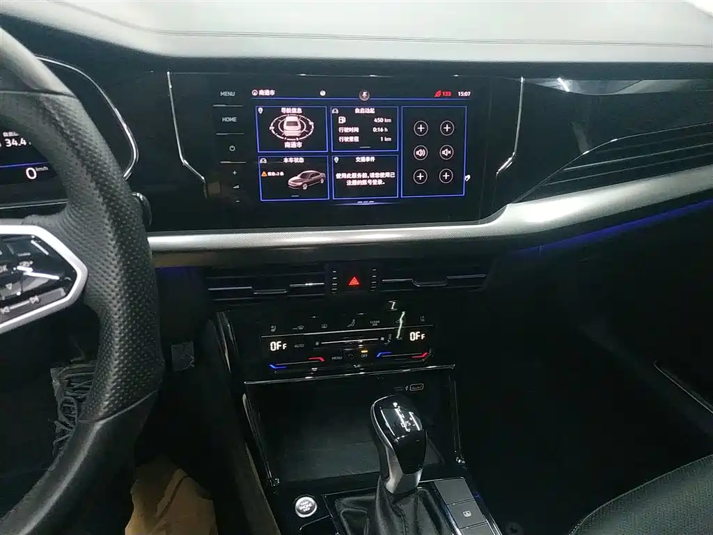 Volkswagen Passat 2022 330TSI Premium Edition фото 13