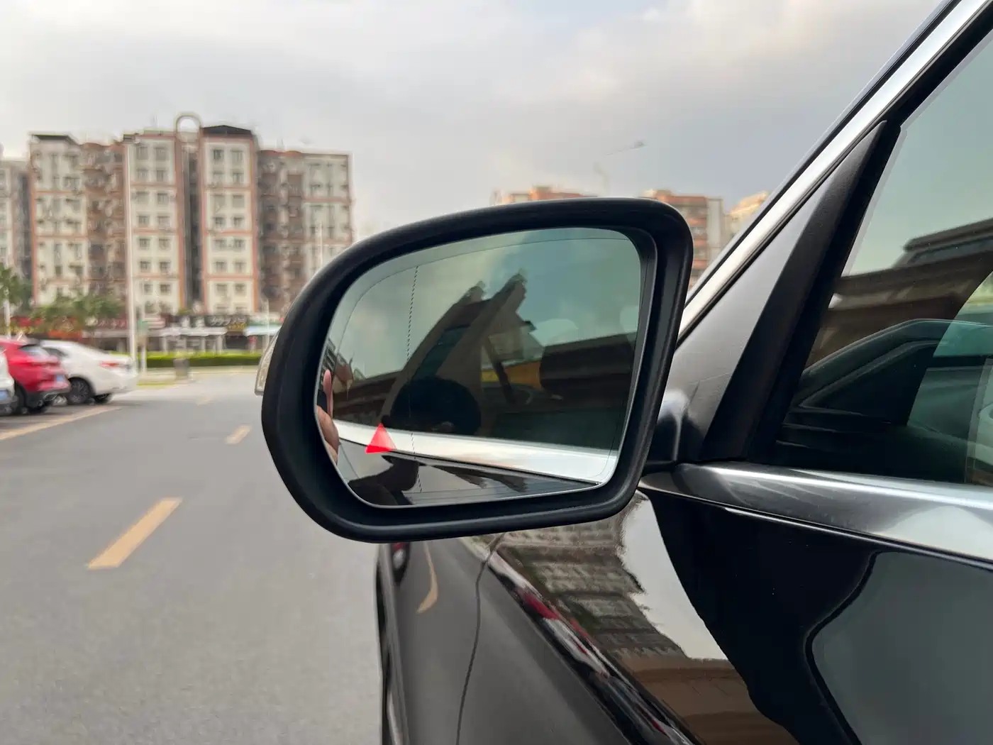 Mercedes-Benz GLC 2017 GLC 300 4MATIC Dynamic фото 10