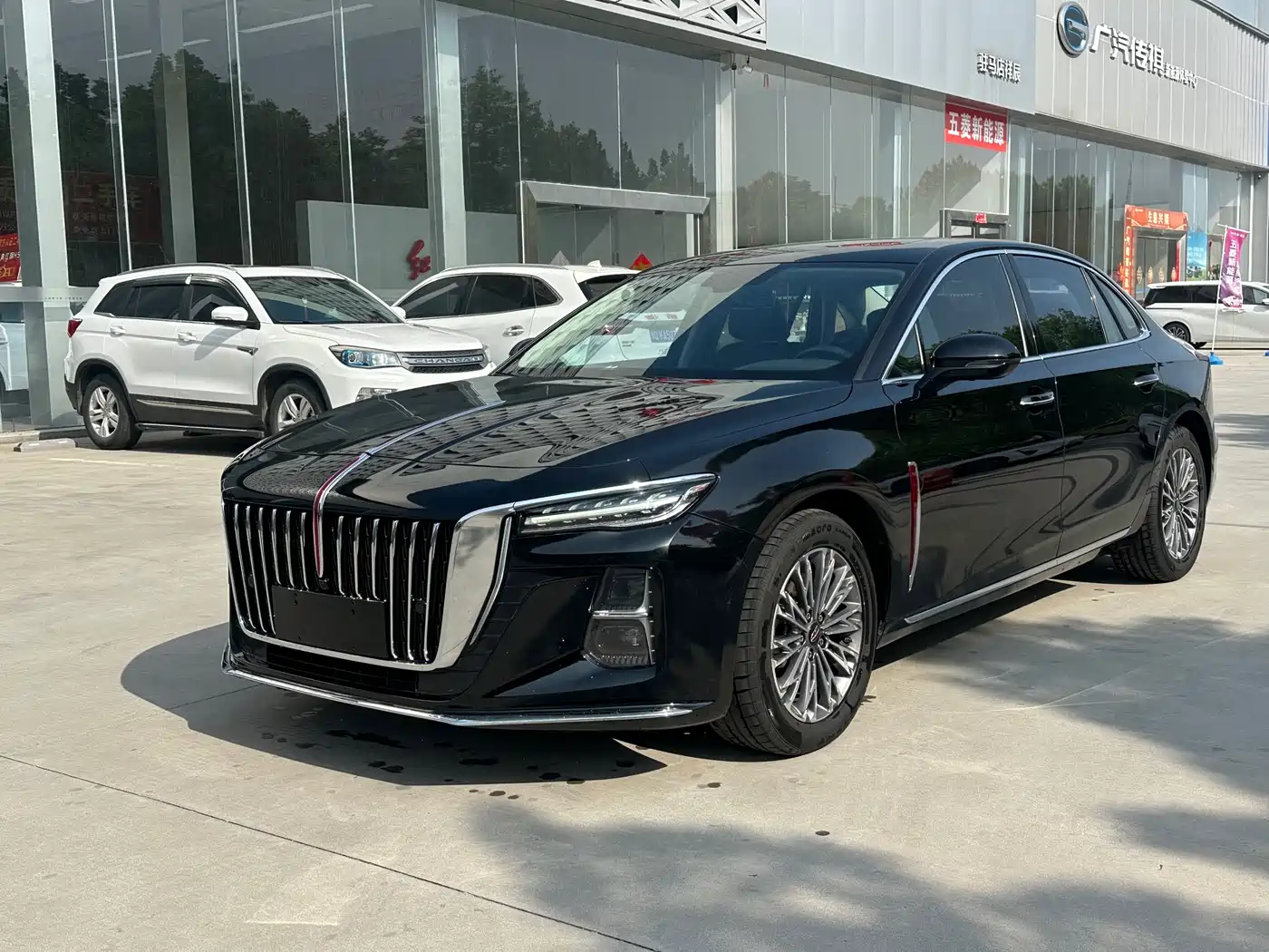 Hongqi H5 2023 1.5T DCT Smart Connect Joy Edition