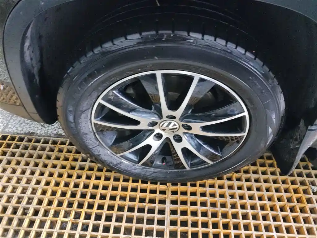 Volkswagen Tiguan 2016 Model 300TSI Automatic 4WD Luxury Edition фото 25