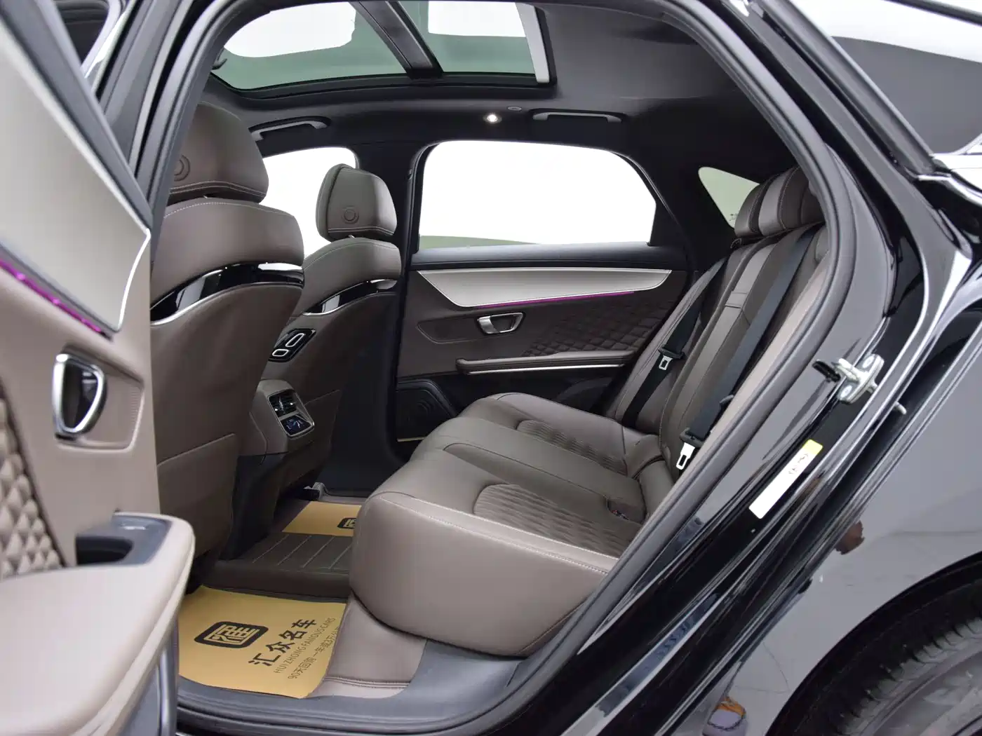 BYD Han 2024 DM-i Glory Edition 121KM Premium фото 8