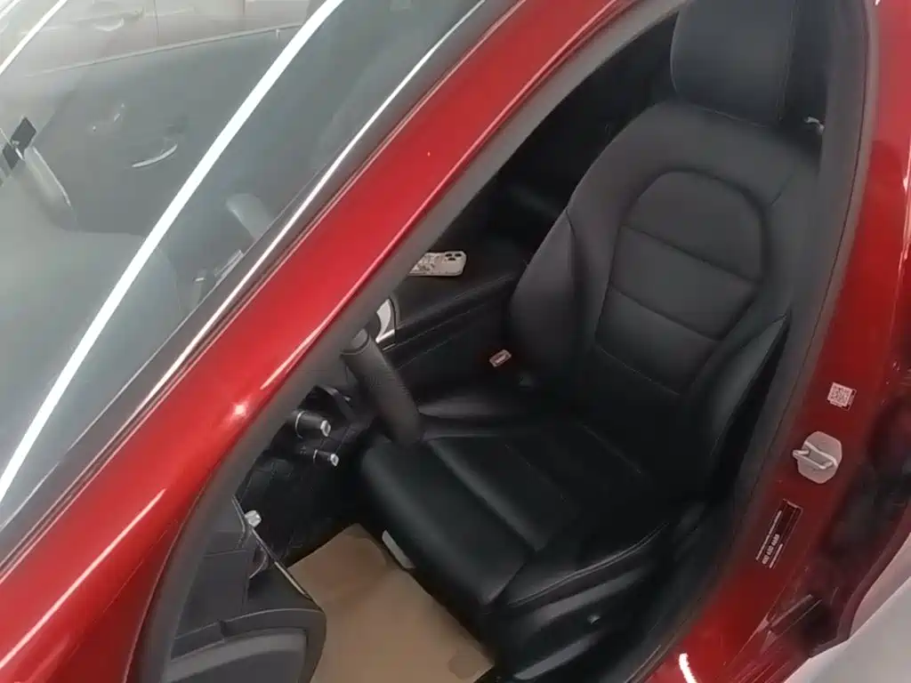 Фото 15 - Mercedes-Benz C-Class