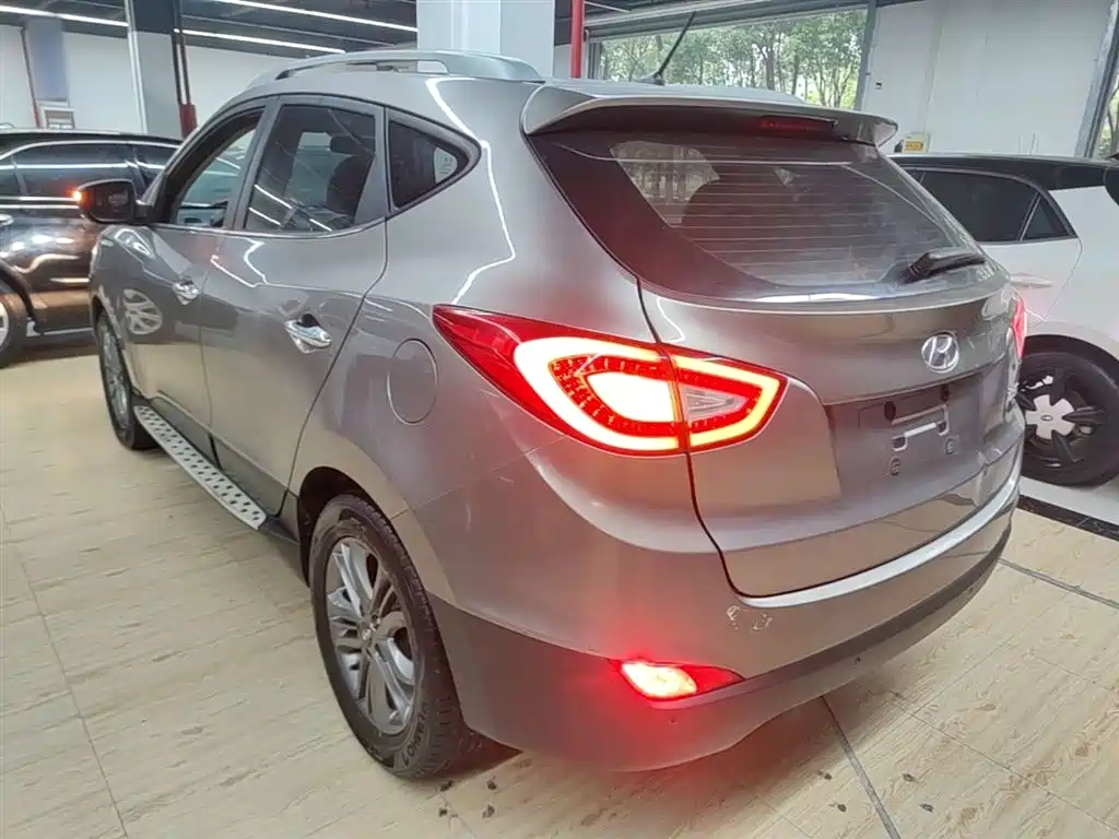 Hyundai Beijing Hyundai ix35 2015 2.0L Automatic 2WD Smart China V фото 5