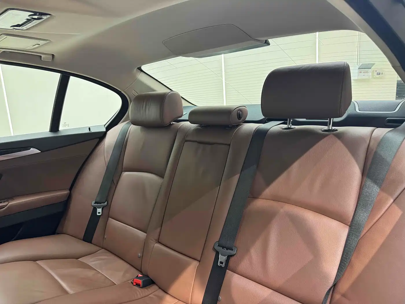 BMW 5 Series 2014 525Li Leading фото 36