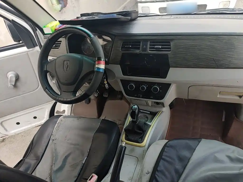 Jinbei New Hiace X30L 2021 2019 1.5L Van Fortune Edition China VI SWC15M