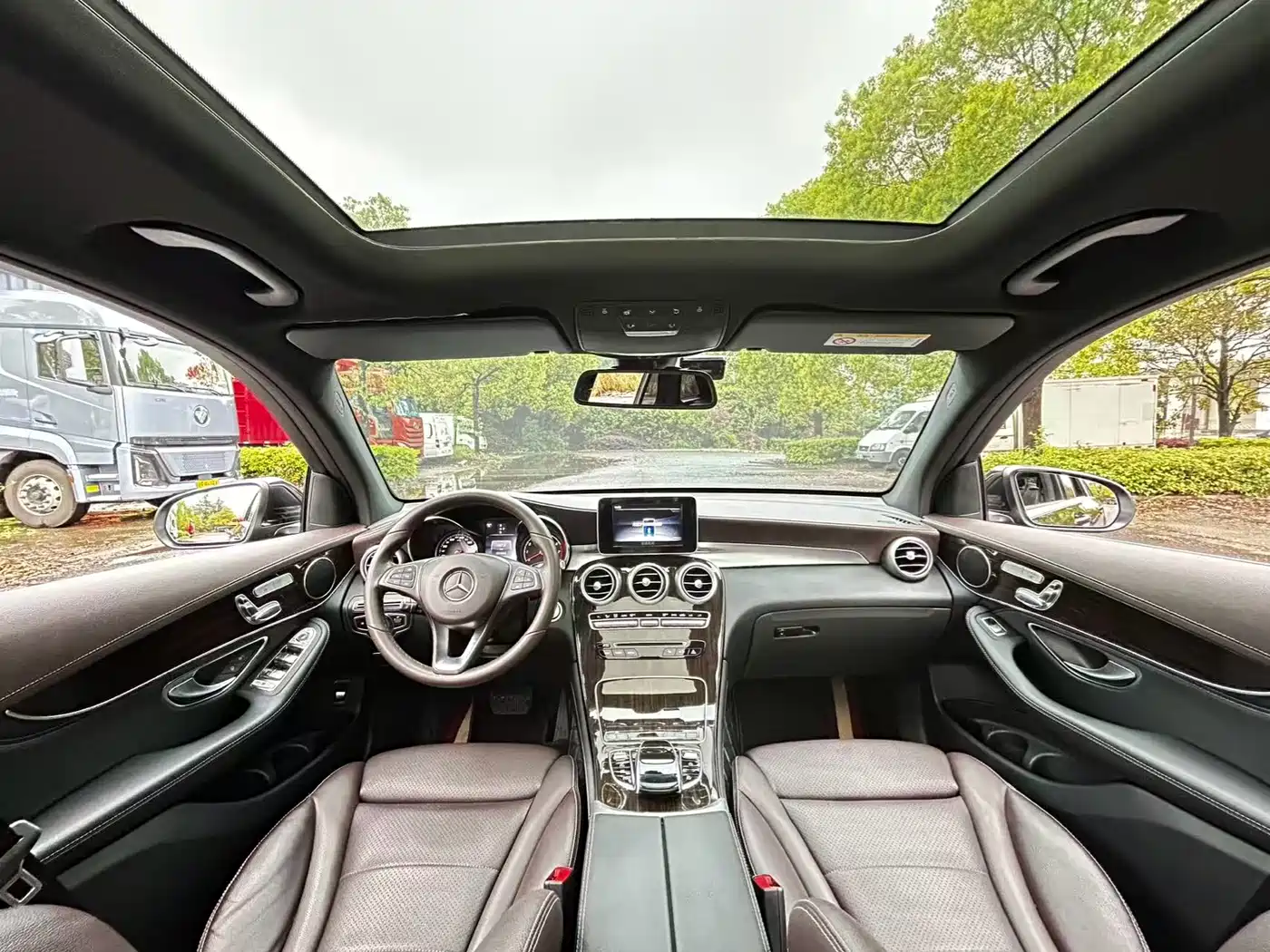 Mercedes-Benz GLC 2018 Facelift GLC 260 4MATIC Dynamic фото 4