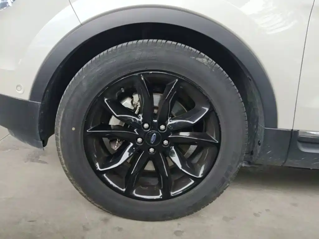 Ford Explorer (Import) 2015 2013 3.5L Premium Edition