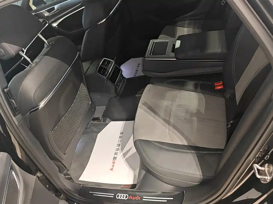 Audi A6L 2024 45 TFSI Premium Dynamic фото 11