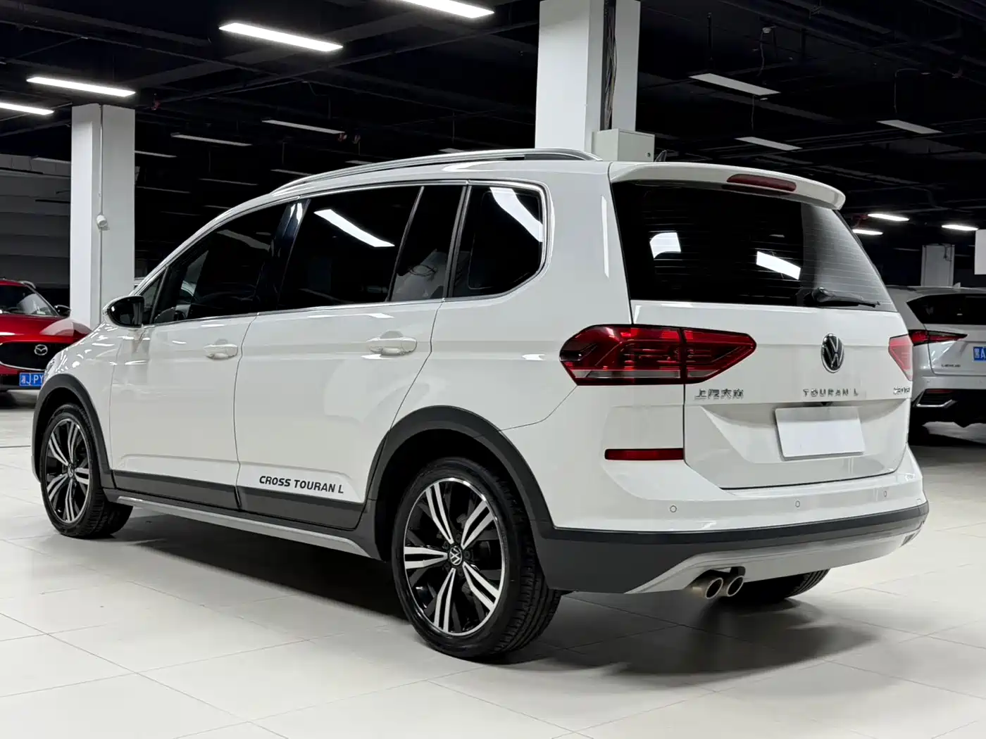 Volkswagen Touran 2022 Touran L 280TSI DSG Frontier Edition 7-seater фото 7