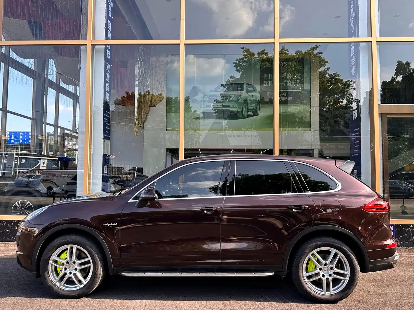 Фото 4 - Porsche Cayenne New Energy