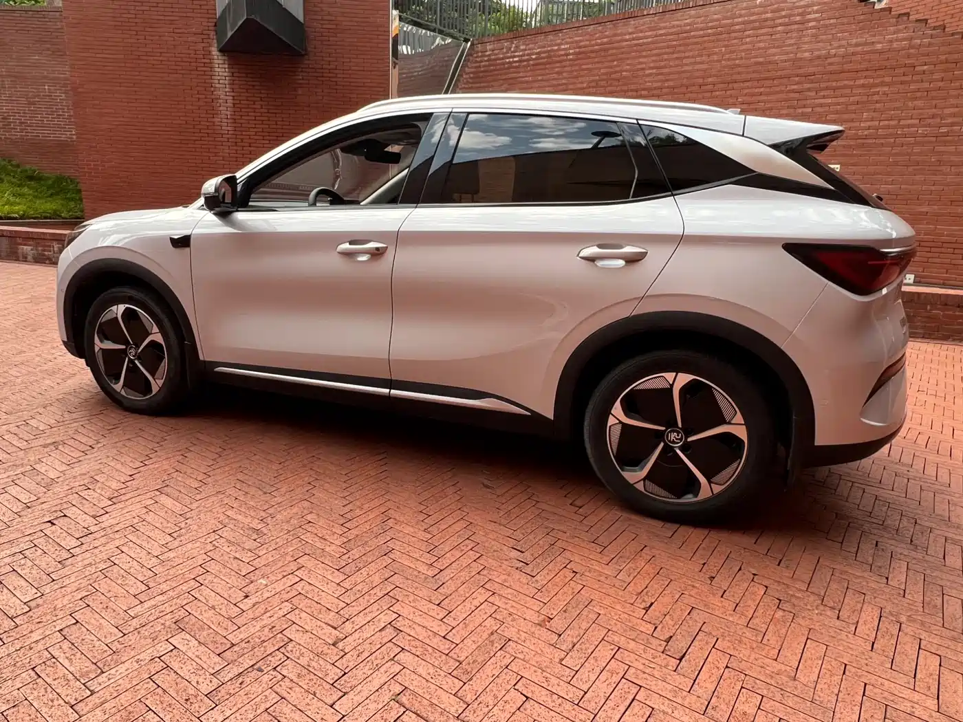 BYD Yuan PLUS 2025 Smart Drive 510KM Surpass Edition фото 5