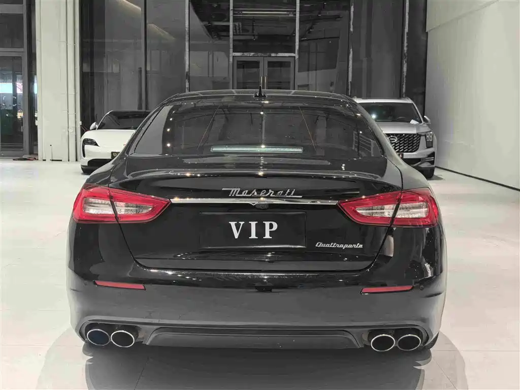 صورة 8 - Maserati Quattroporte
