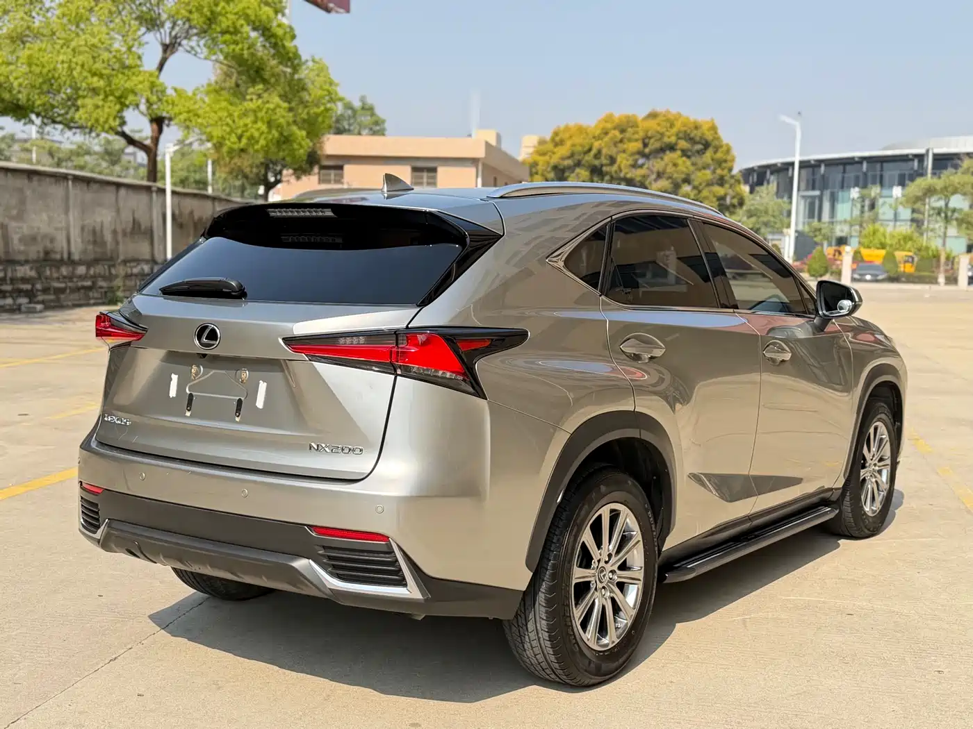 LEXUS NX