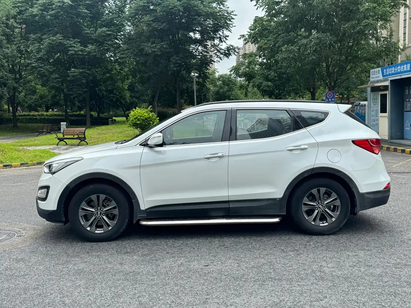 Hyundai Santa Fe 2013 Model 2.4L Automatic 2WD Comfort фото 3