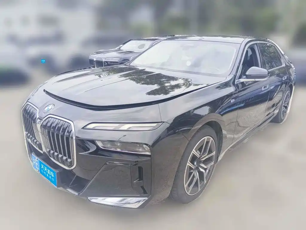 BMW 7 Series 2023 Model 735Li M Sport Package