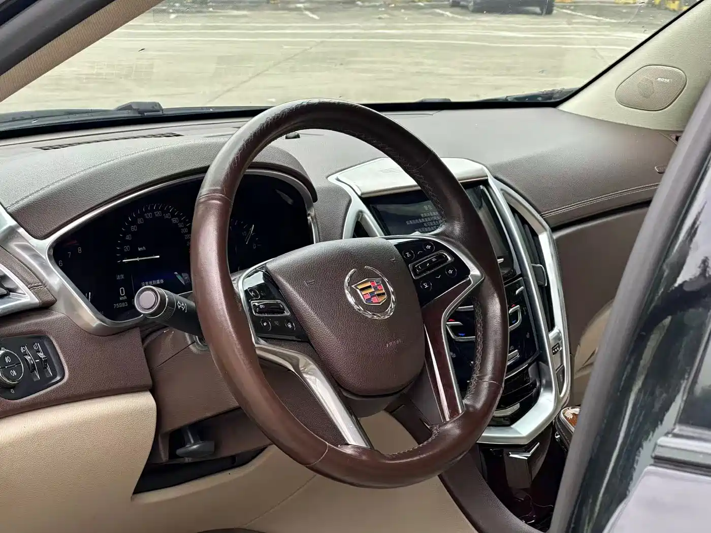 Cadillac SRX 2015 3.0L Elite фото 10