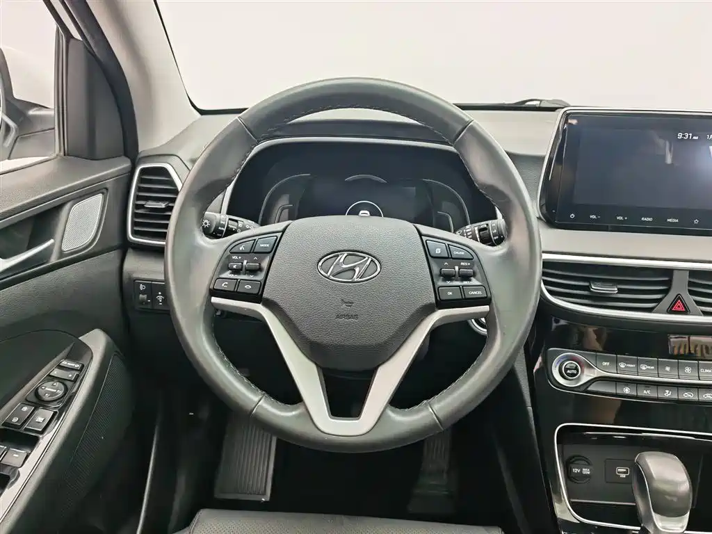 Hyundai Tucson 2020 280TGDi 2WD GLS Fashion (China VI) фото 11